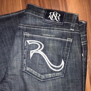ROCK & REPUBLIC Jaguar jeans